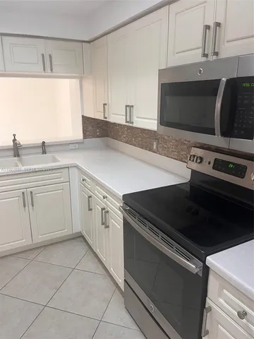 $1,850 | 3021 Alcazar Place, Unit 203, Palm Beach Gardens, FL 33410