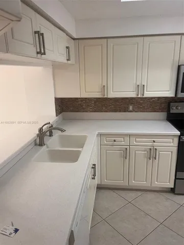 $1,850 | 3021 Alcazar Place, Unit 203, Palm Beach Gardens, FL 33410