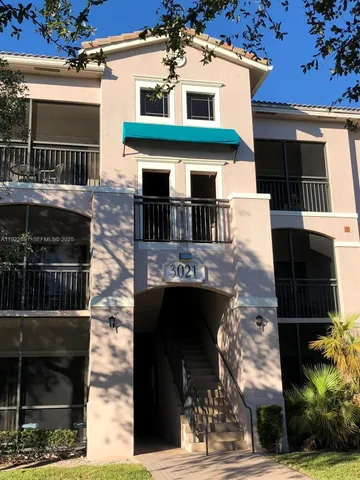 $1,850 | 3021 Alcazar Place, Unit 203, Palm Beach Gardens, FL 33410