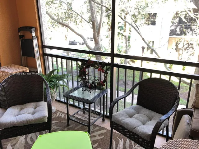 $1,850 | 3021 Alcazar Place, Unit 203, Palm Beach Gardens, FL 33410