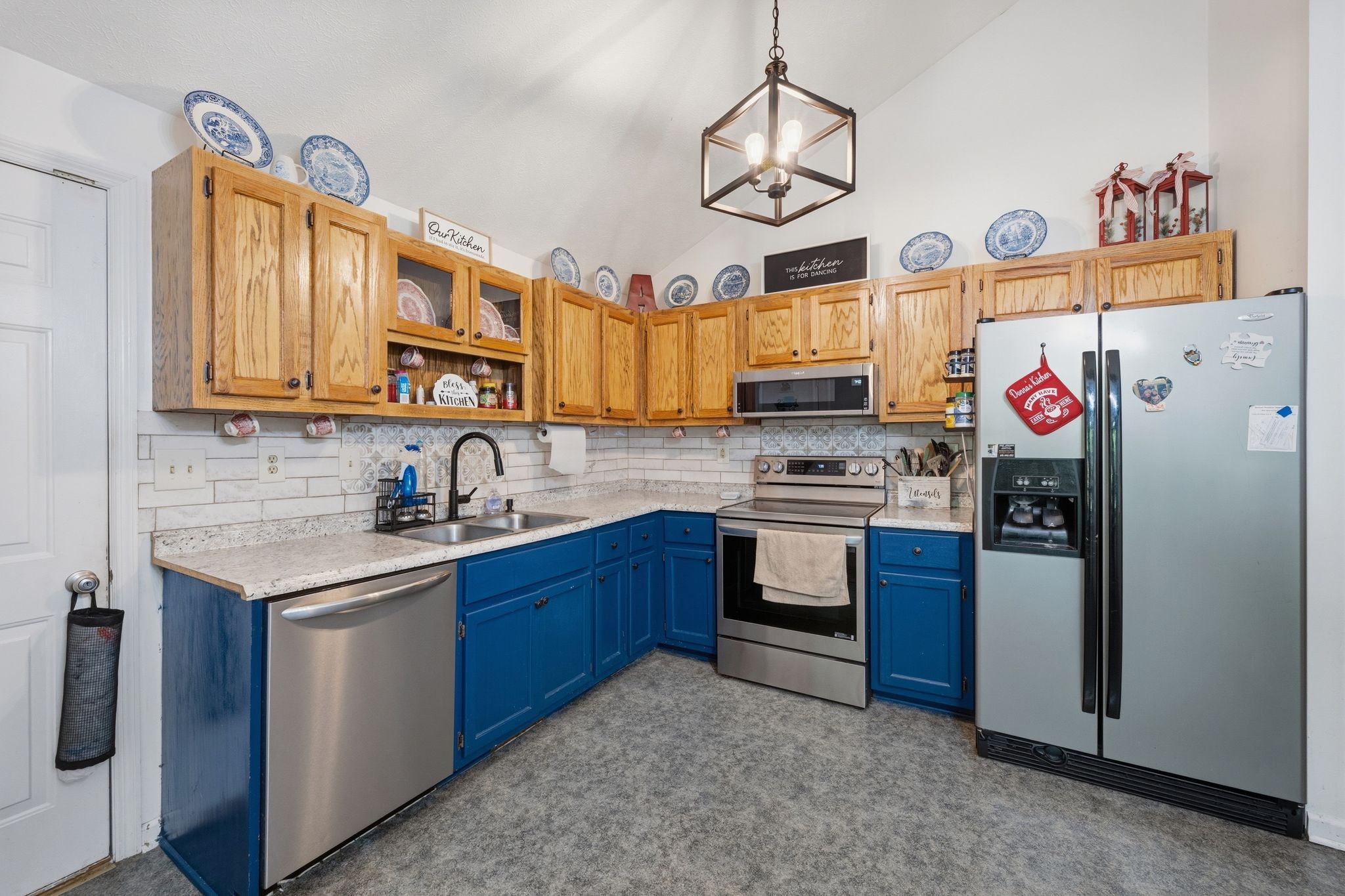 107 Valley Road Dickson, TN 37055 - Photo 6 of 35