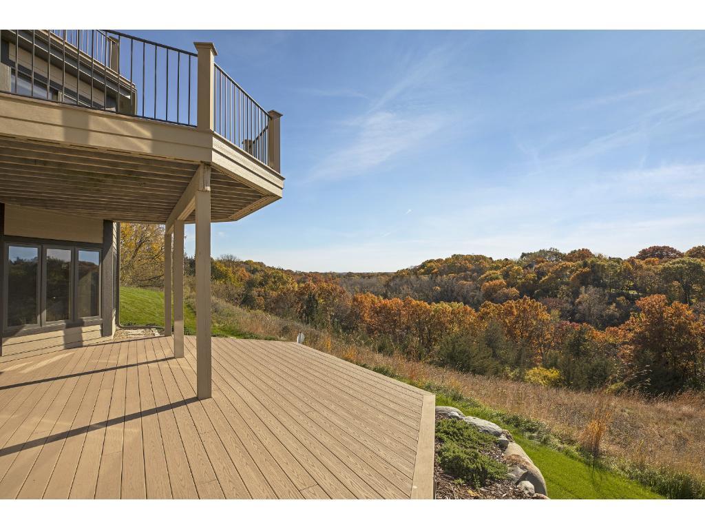 10537 Bluff Road Eden Prairie, MN 55347 - Photo 23 of 24