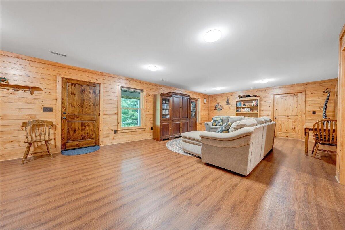 50 Lookout Ridge Lane Copper Hill, VA 24079 - Photo 36 of 78 036-MIB05254