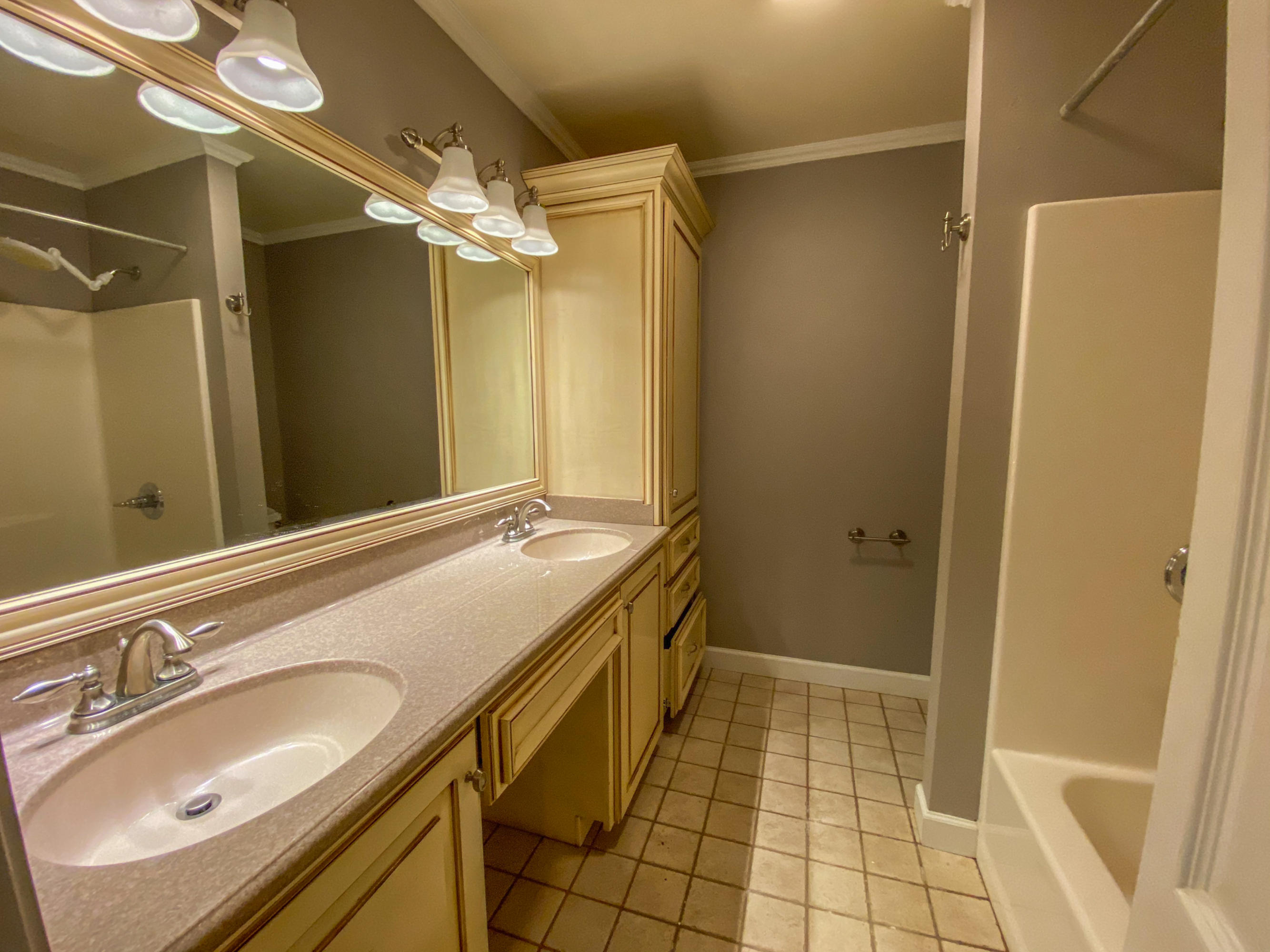 1212 Lake Ridge Square Johnson City, TN 37601 - Photo 22 of 36 D4CAAE83-012D-442C-8425-BDA0BDF07CF3