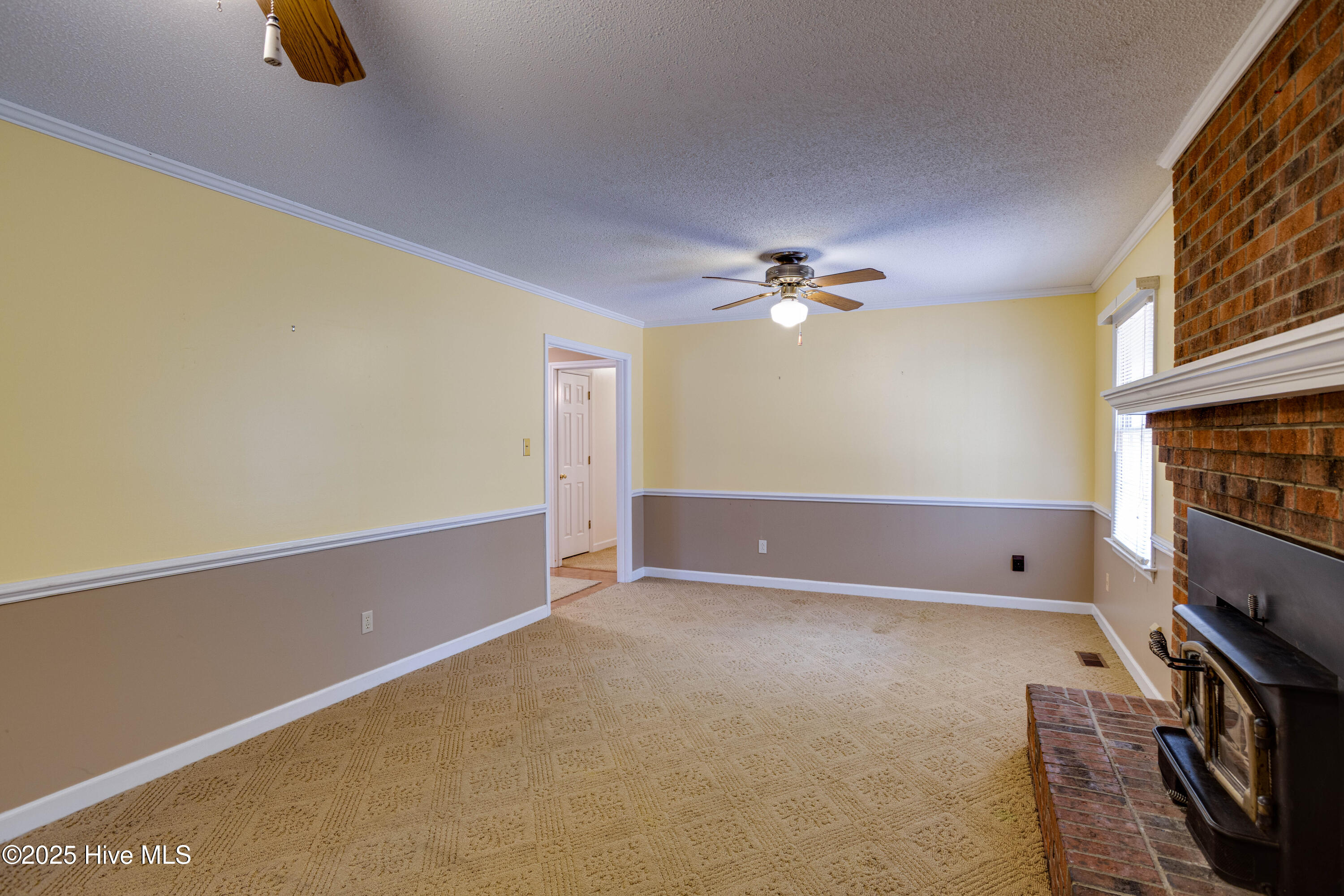 101 Sweetbriar Road Washington, NC 27889 - Photo 18 of 37 Den