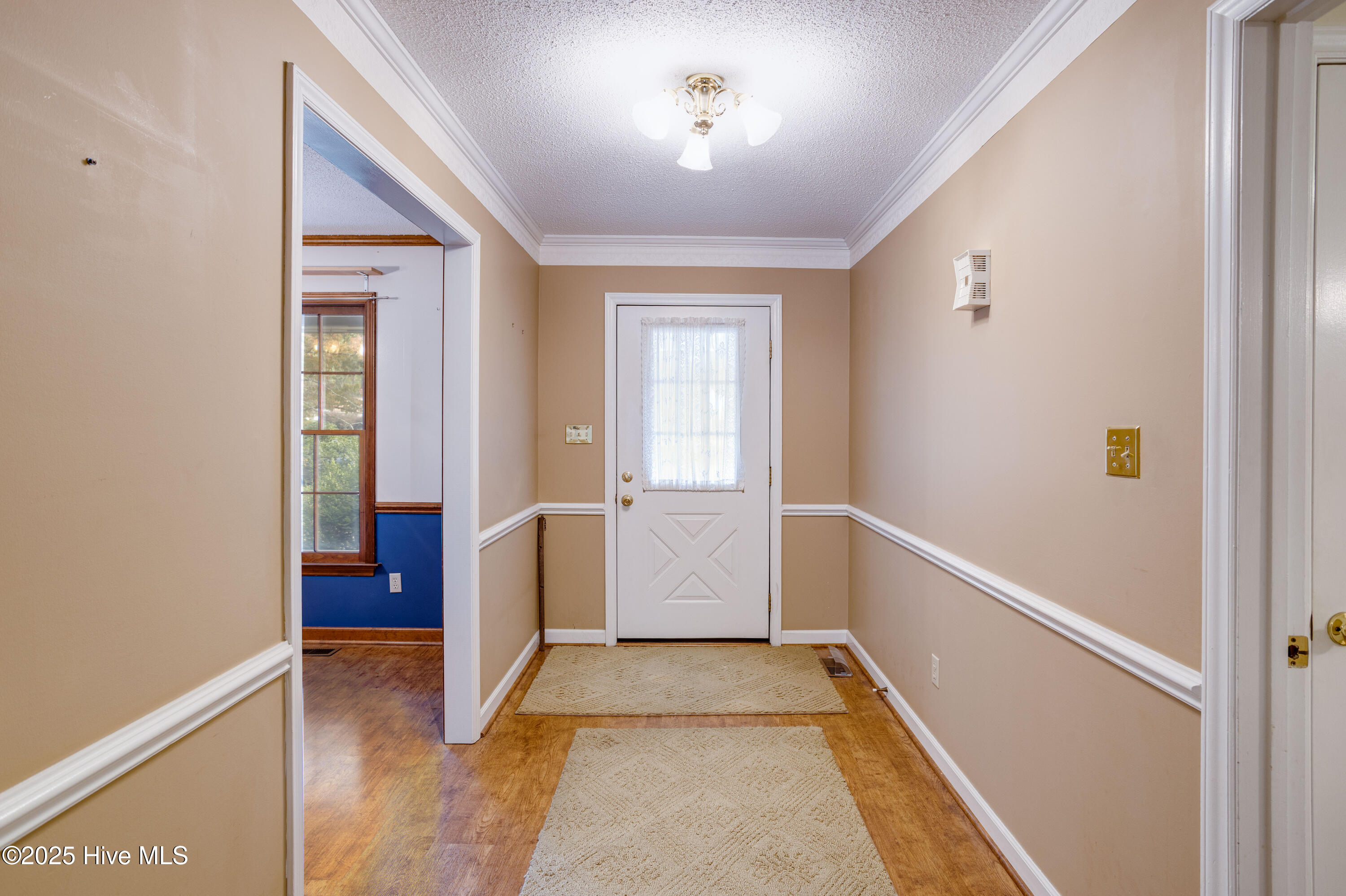 101 Sweetbriar Road Washington, NC 27889 - Photo 20 of 37 Foyer