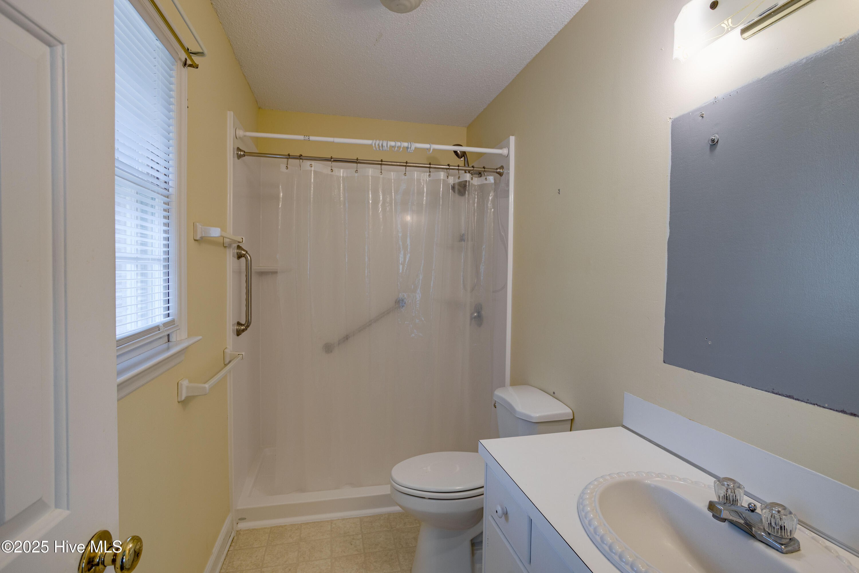 101 Sweetbriar Road Washington, NC 27889 - Photo 30 of 37 Master Bathroom