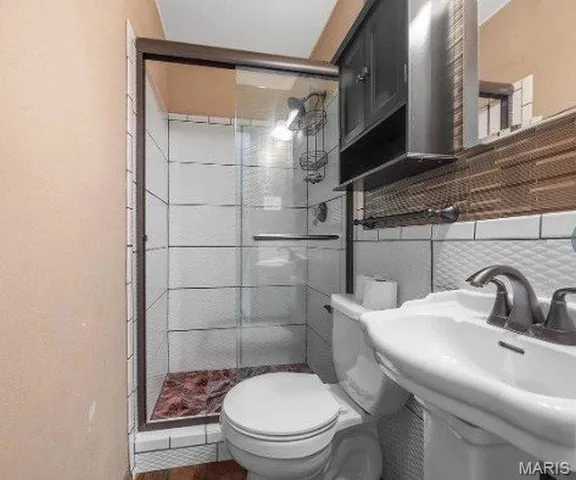 $279,500 | 55 Queens Drive, Florissant, MO 63034