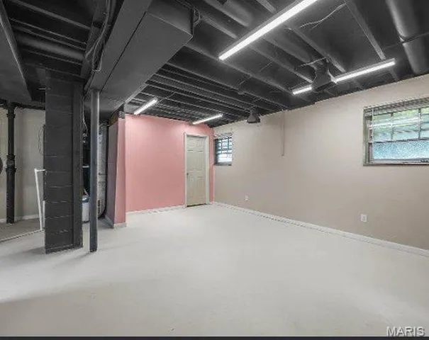 $279,500 | 55 Queens Drive, Florissant, MO 63034