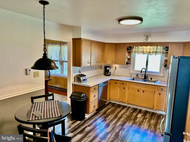 $389,999 | 977 York Street, Lebanon, PA 17042