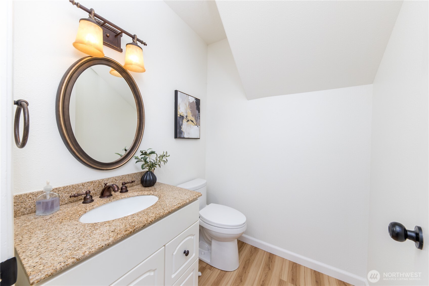 11010 Avondale Road Northeast Redmond, WA 98053 - Photo 13 of 34 Gallery Image 13