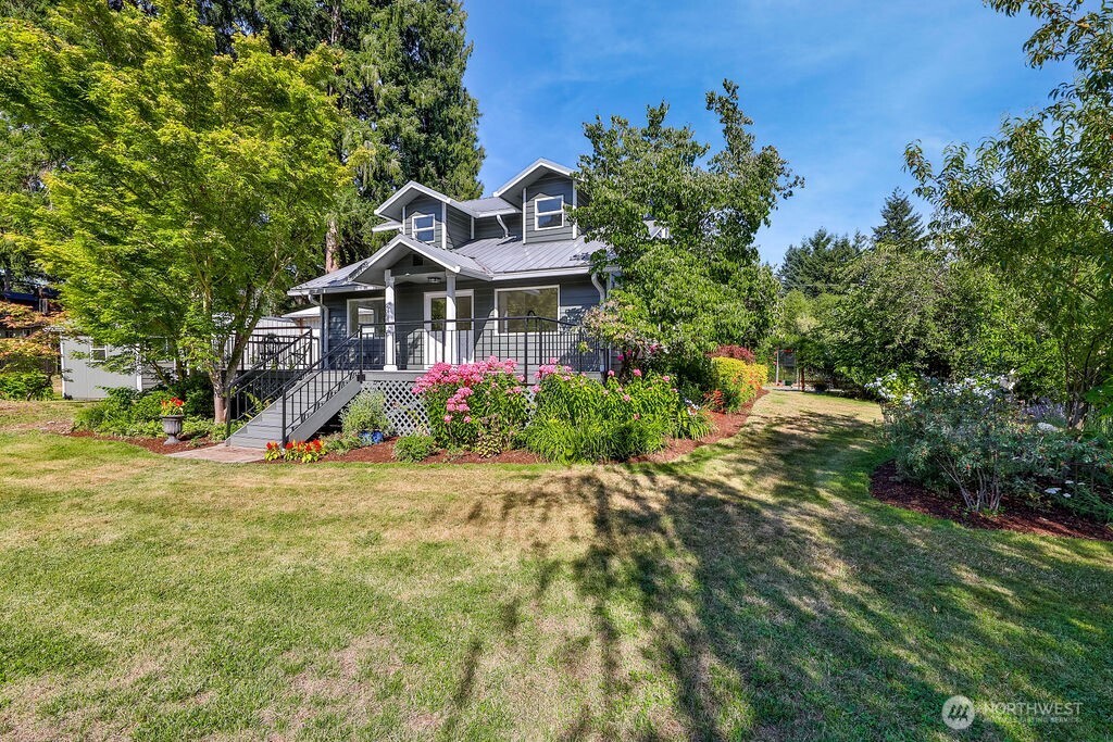 11010 Avondale Road Northeast Redmond, WA 98053 - Photo 23 of 34 Gallery Image 23