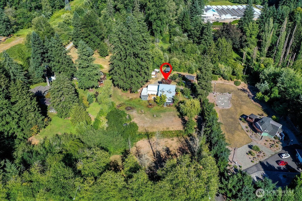 11010 Avondale Road Northeast Redmond, WA 98053 - Photo 30 of 34 Gallery Image 30