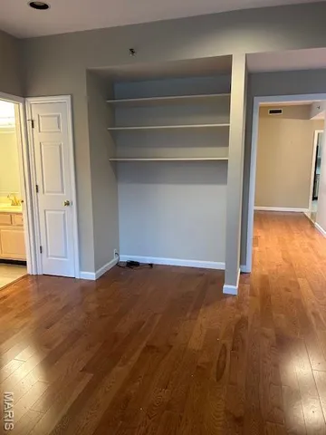 $299,900 | 567 Sarah Lane, Unit 301, Creve Coeur, MO 63141