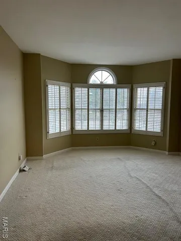 $299,900 | 567 Sarah Lane, Unit 301, Creve Coeur, MO 63141