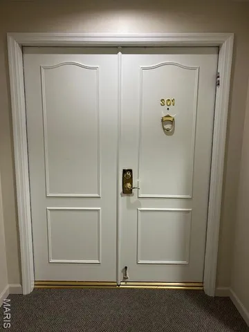 $299,900 | 567 Sarah Lane, Unit 301, Creve Coeur, MO 63141