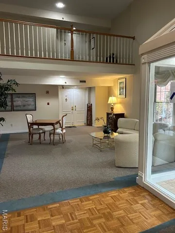 $299,900 | 567 Sarah Lane, Unit 301, Creve Coeur, MO 63141