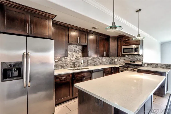 $4,400 | 10442 Glenellen Avenue, San Diego, CA 92126