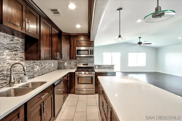 $4,400 | 10442 Glenellen Avenue, San Diego, CA 92126