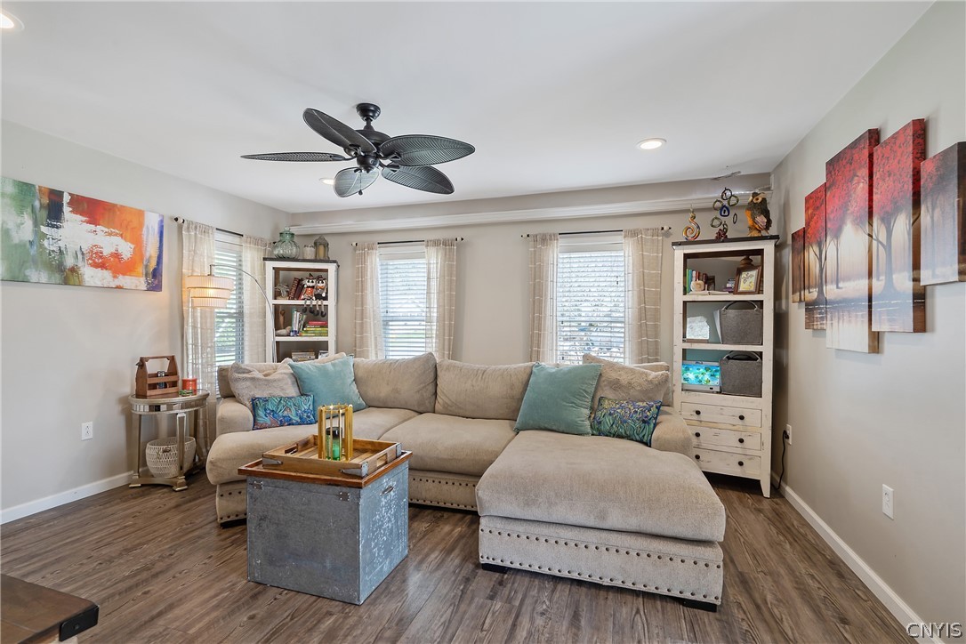 66 East Oneida Street Lysander, NY 13027 - Photo 14 of 41