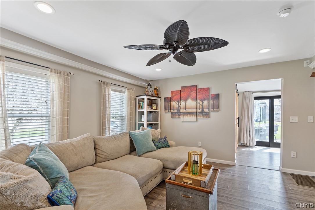 66 East Oneida Street Lysander, NY 13027 - Photo 16 of 41