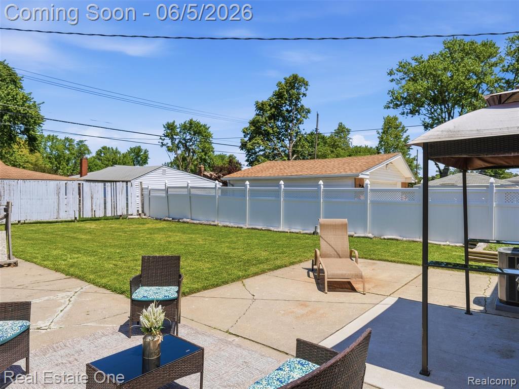 4603 East Thirteen Mile Road Warren, MI 48092 - Photo 28 of 33