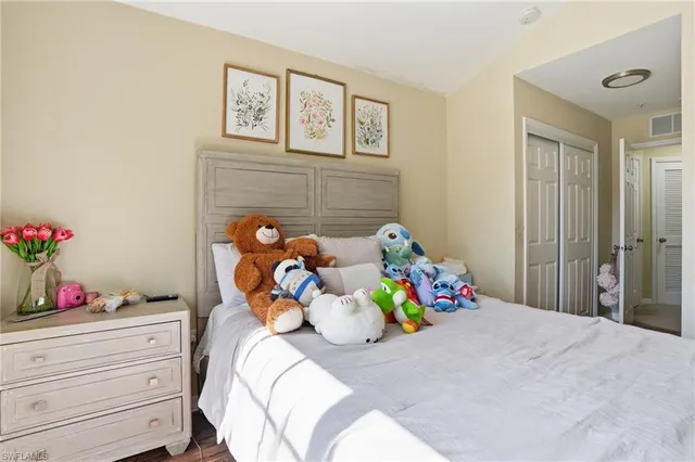 $375,000 | 1013 Hampton Circle, Unit 127, Naples, FL 34105