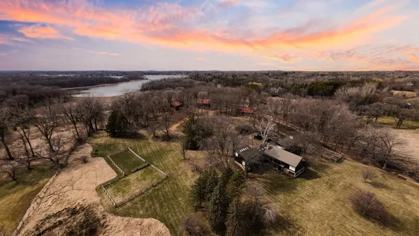 $2,995,000 | 1100 Old Crystal Bay Road South, Orono, MN 55391