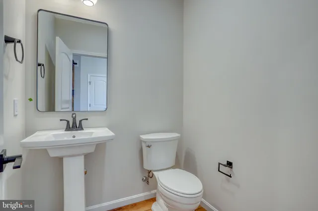 $749,900 | 39 Doc Court, Felton, DE 19943