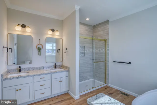 $749,900 | 39 Doc Court, Felton, DE 19943