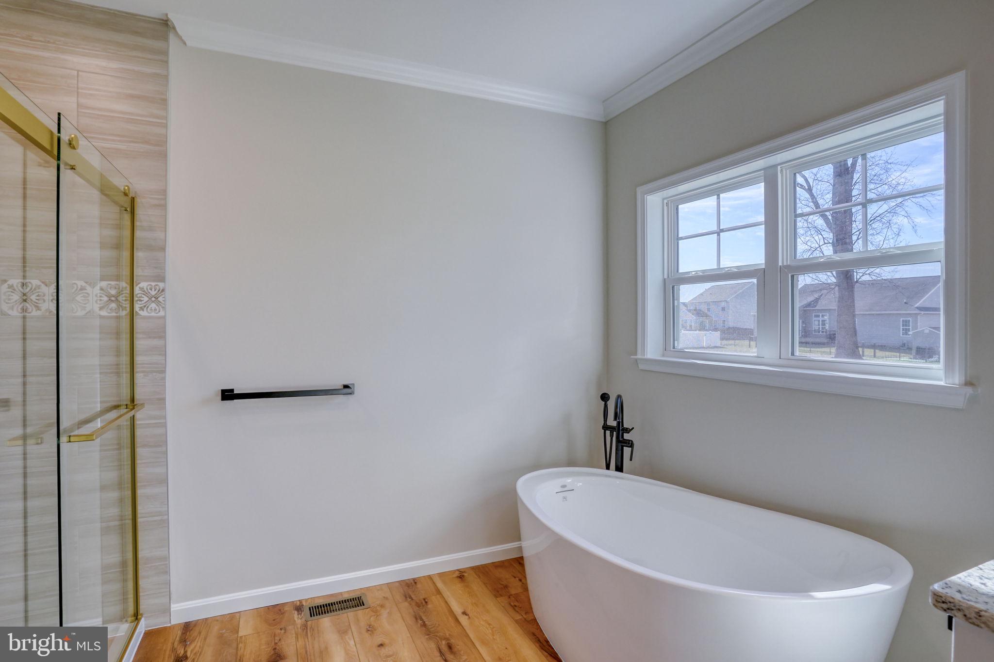 39 Doc Court Felton, DE 19943 - Photo 40 of 70 Freestanding deep soaker tub