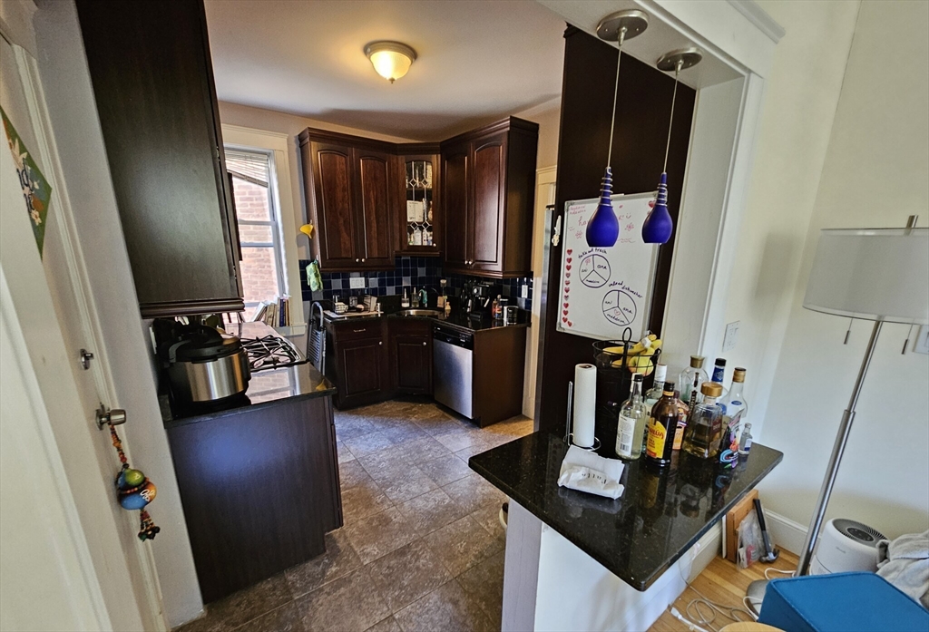 229 Freeman Street, Unit 3 Brookline, MA 02446 - Photo 7 of 10