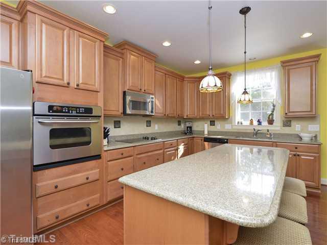 6616 Stonecroft Drive Oak Ridge, NC 27310 - Photo 10 of 16 Kitchen.
