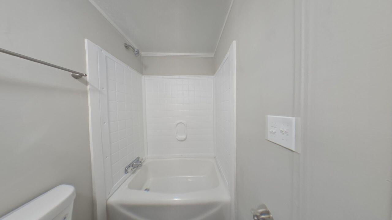 57 McGaha Road LaFayette, GA 30728 - Photo 9 of 13 Bathroom_2