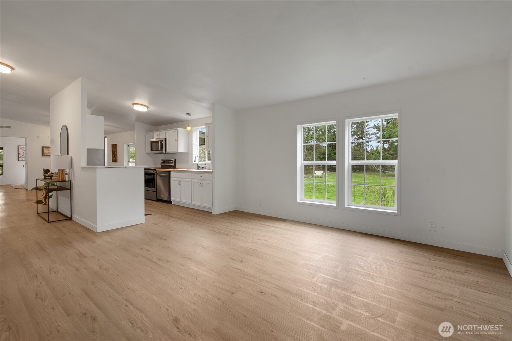 5528 Southwest Paradise Lane Port Orchard, WA 98367 - Photo 14 of 34