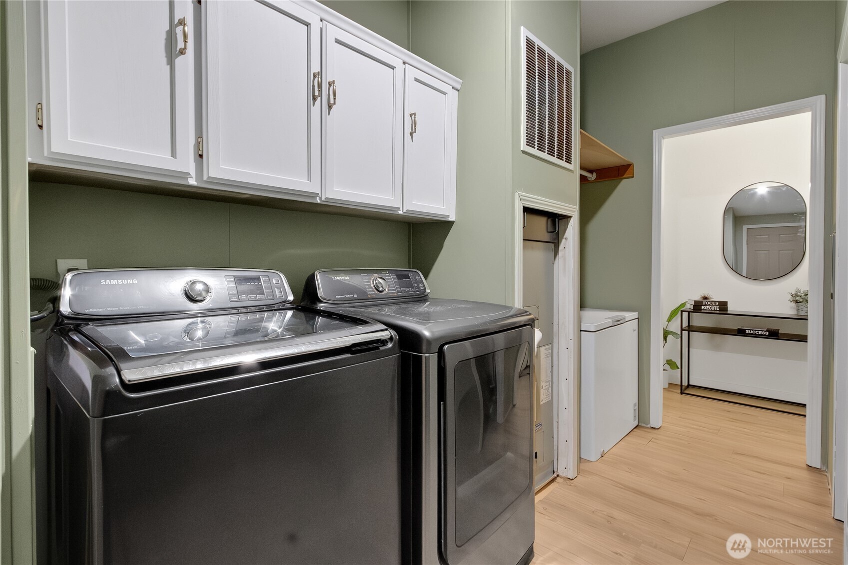 5528 Southwest Paradise Lane Port Orchard, WA 98367 - Photo 24 of 34
