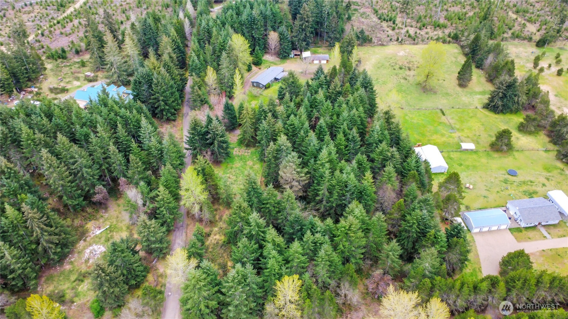 5528 Southwest Paradise Lane Port Orchard, WA 98367 - Photo 27 of 34