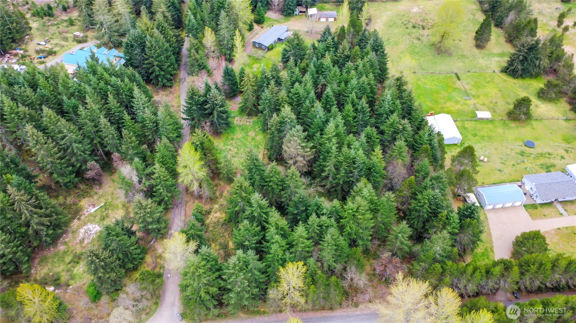 5528 Southwest Paradise Lane Port Orchard, WA 98367 - Photo 28 of 34