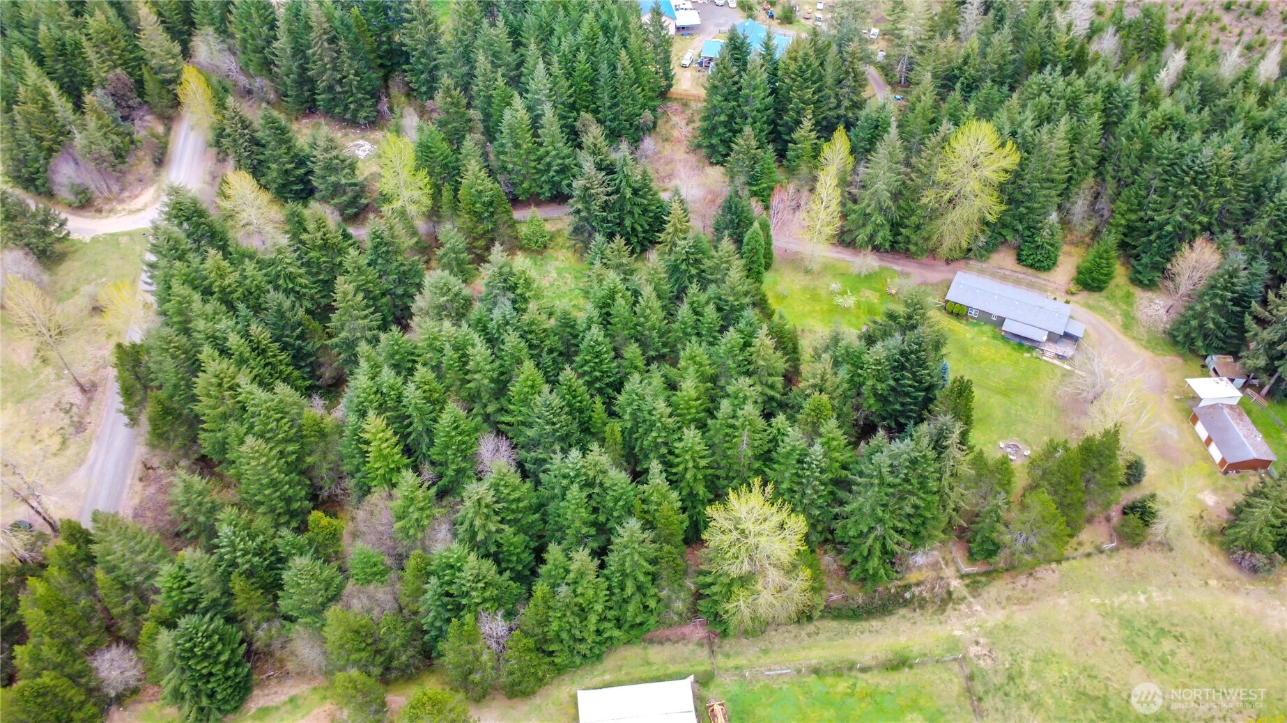 5528 Southwest Paradise Lane Port Orchard, WA 98367 - Photo 32 of 34