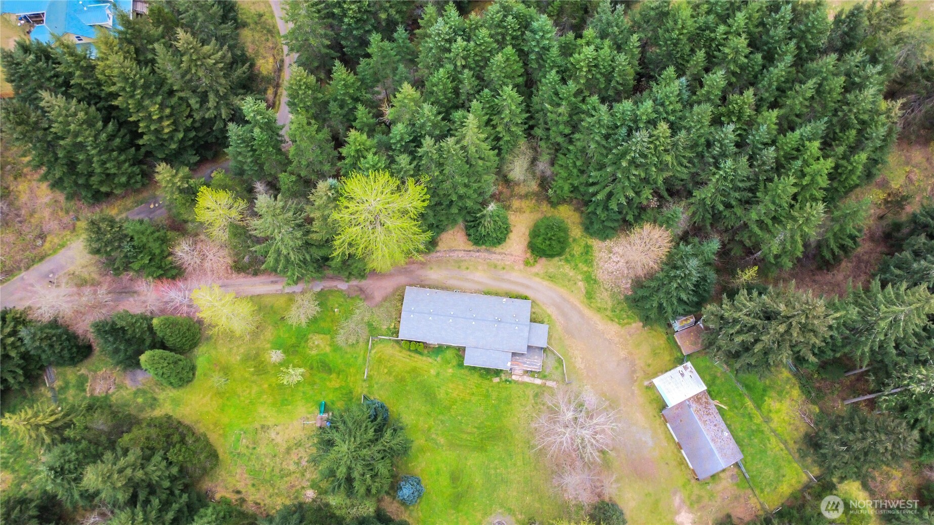 5528 Southwest Paradise Lane Port Orchard, WA 98367 - Photo 33 of 34