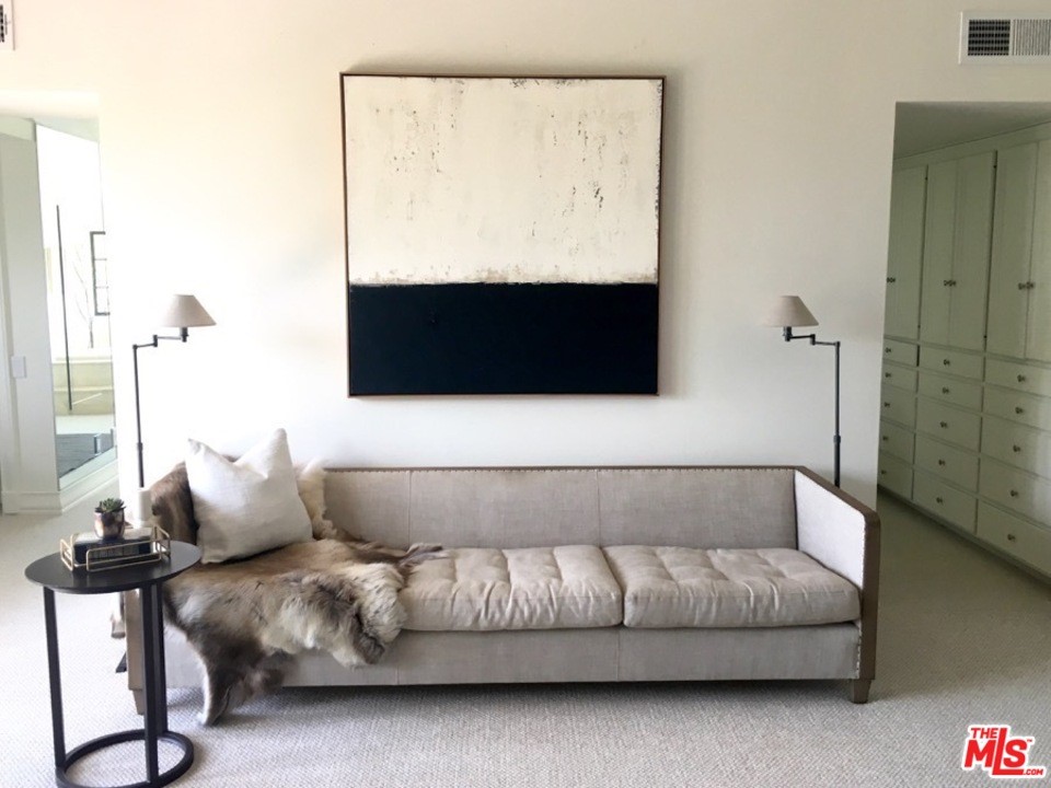 1075 Wallace Beverly Hills Beverly Hills, CA 90210 - Photo 21 of 35