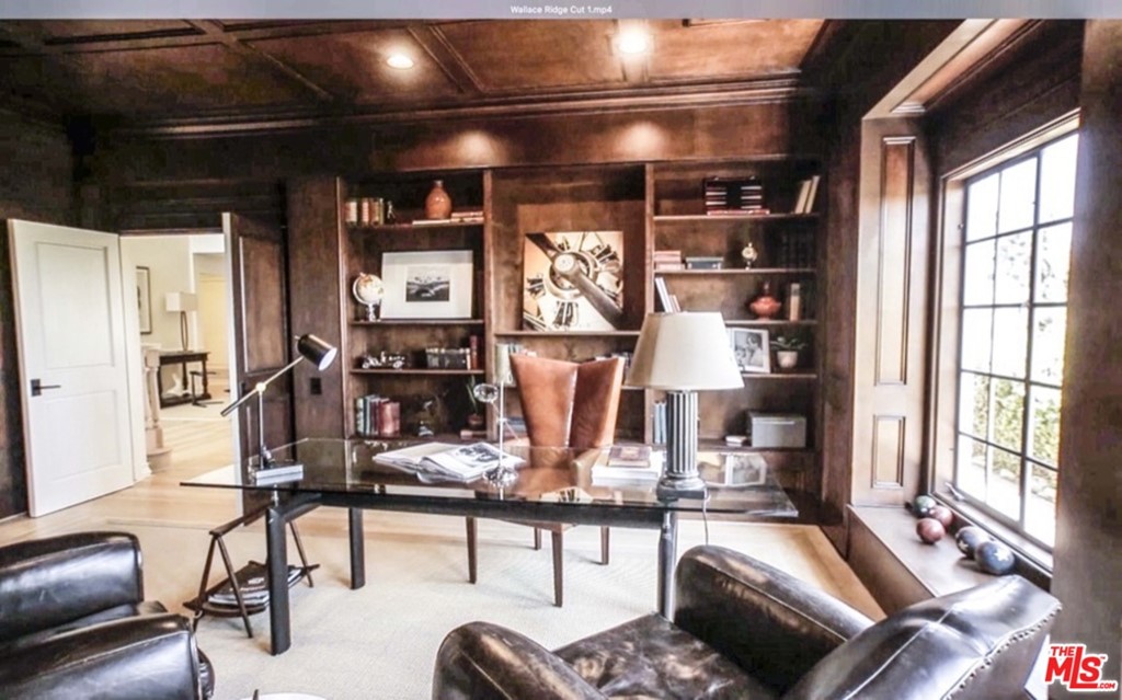 1075 Wallace Beverly Hills Beverly Hills, CA 90210 - Photo 33 of 35