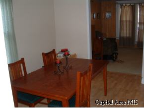 1048 West Calhoun Avenue Springfield, IL 62702 - Photo 4 of 9