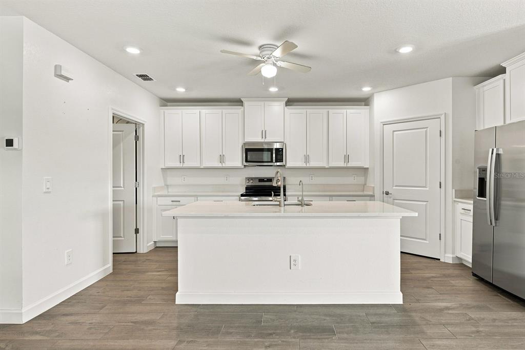 6628 Homebound Way New Port Richey, FL 34655 - Photo 14 of 35 Gallery Image 14