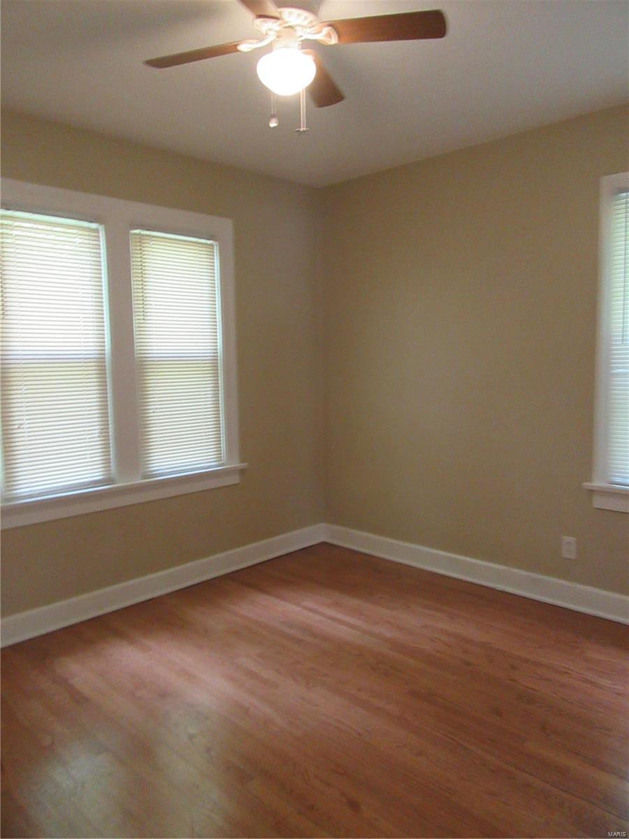 528 St Clair Road Fairview Heights, IL 62208 - Photo 9 of 26