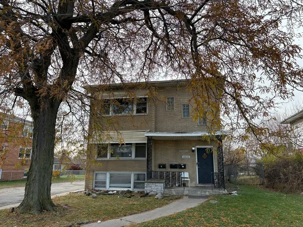 $240,000 | 15020 Woodlawn Avenue, Dolton, IL 60419