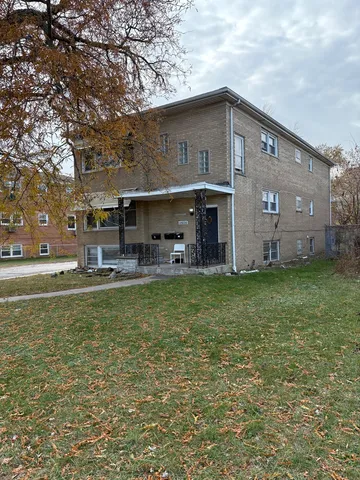 $240,000 | 15020 Woodlawn Avenue, Dolton, IL 60419