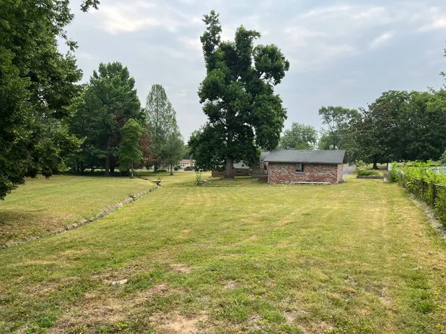 $2,495 | 106 Elnora Drive, Hendersonville, TN 37075