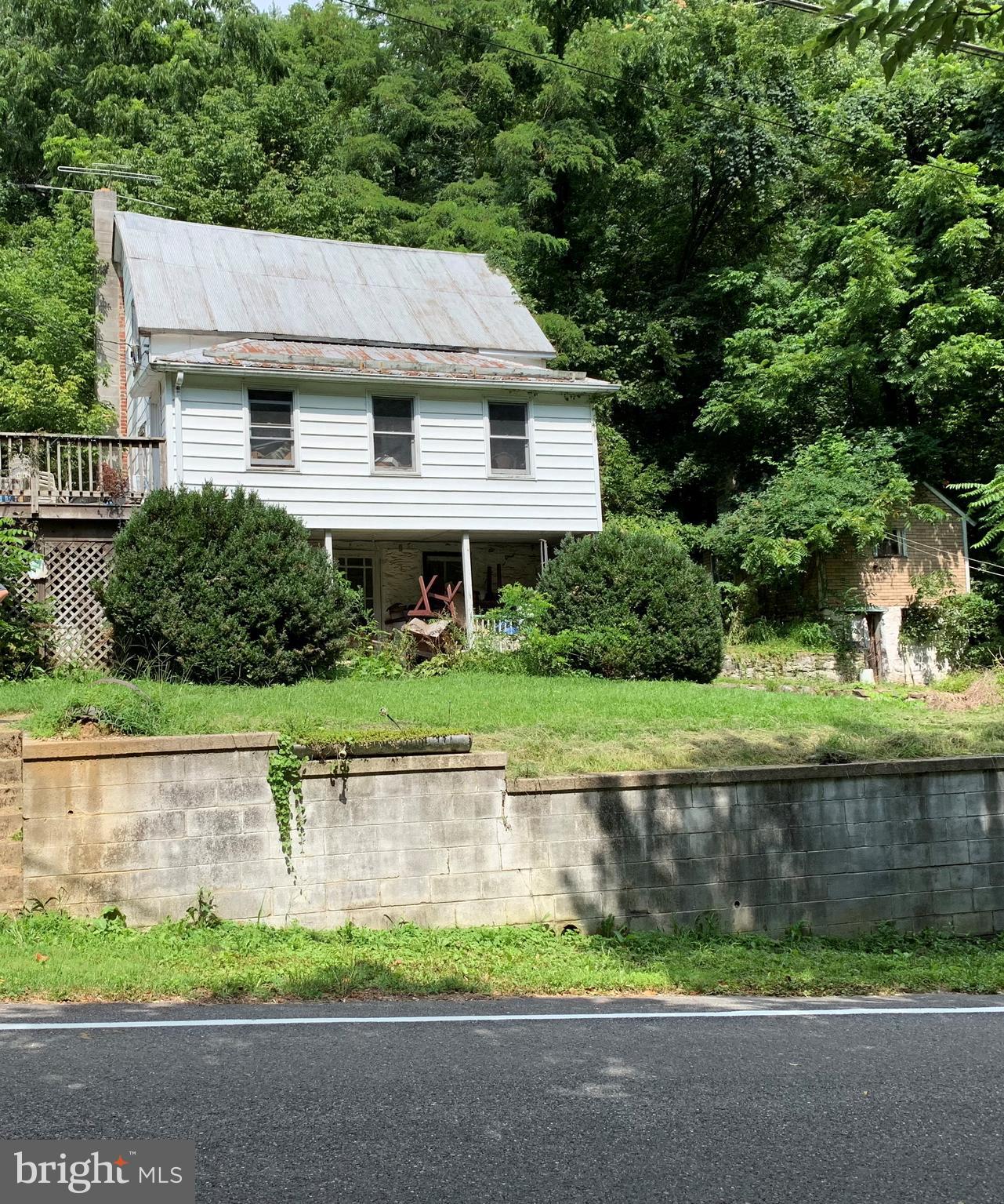 6824 Mountain Church Road Middletown, MD 21769 - Photo 1 of 15 Front