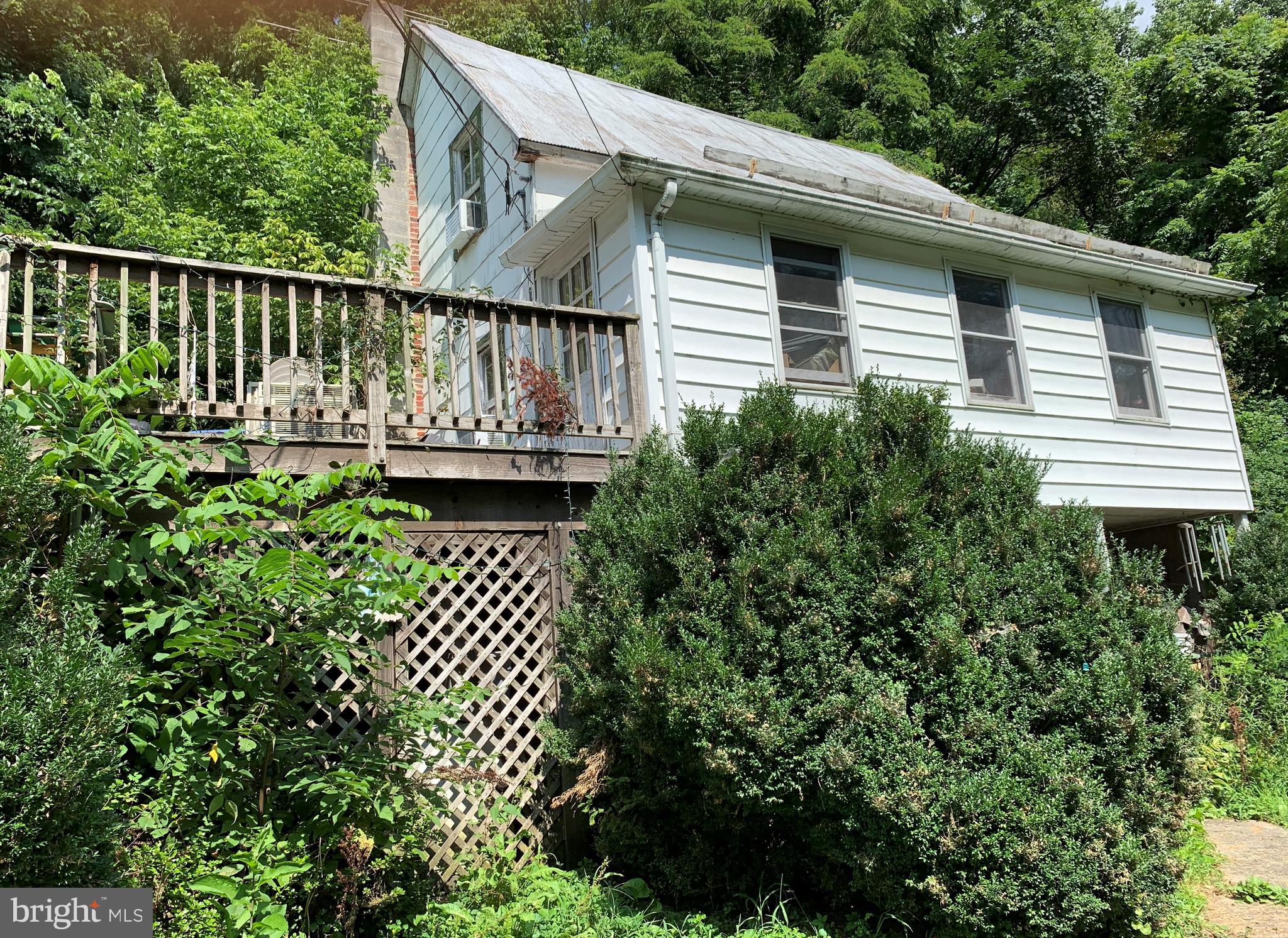 6824 Mountain Church Road Middletown, MD 21769 - Photo 2 of 15